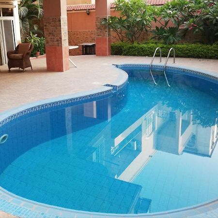 Hidden Gem With Pool Access In New Cairo Apartamento Exterior foto