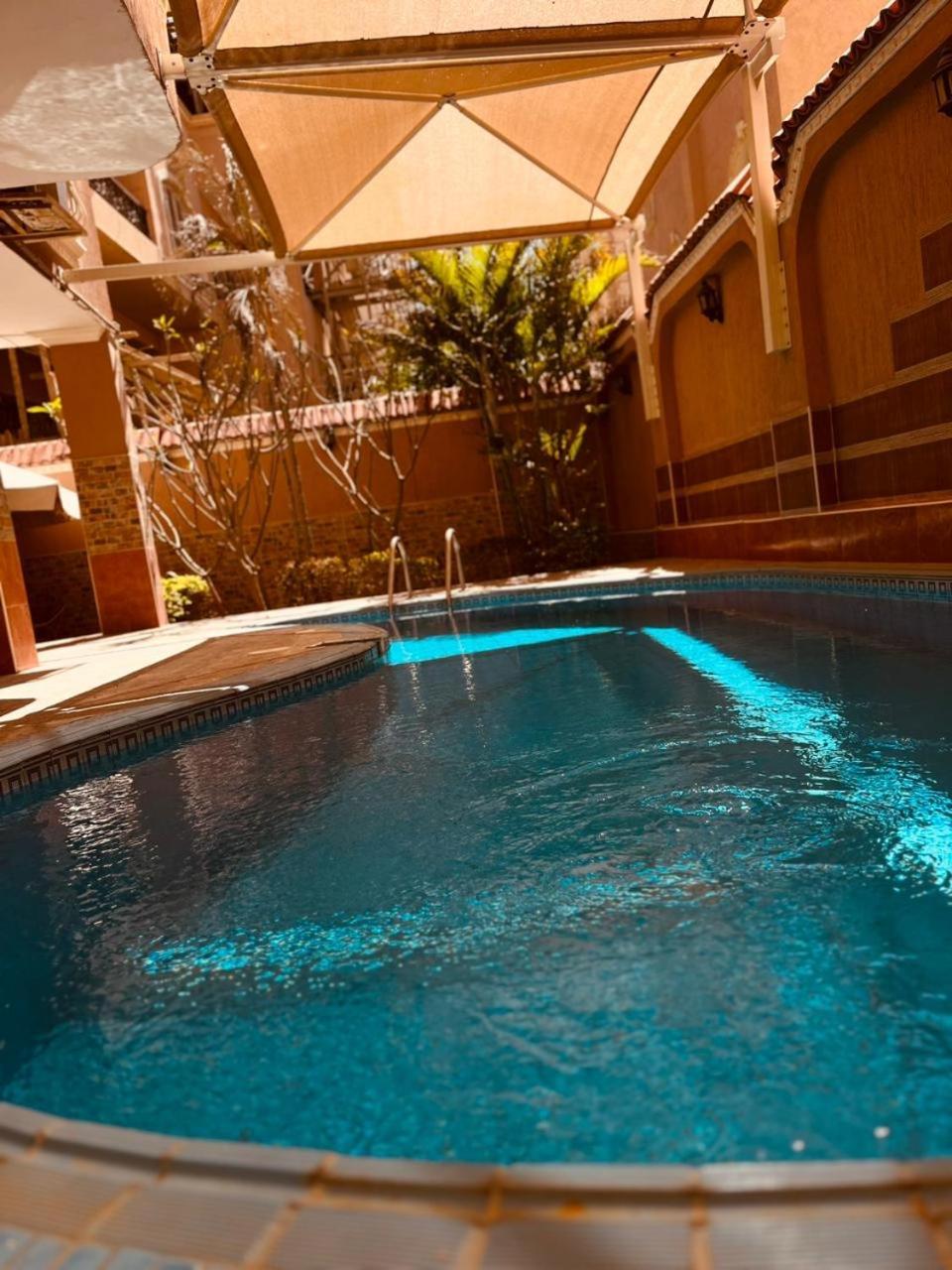Hidden Gem With Pool Access In New Cairo Apartamento Exterior foto